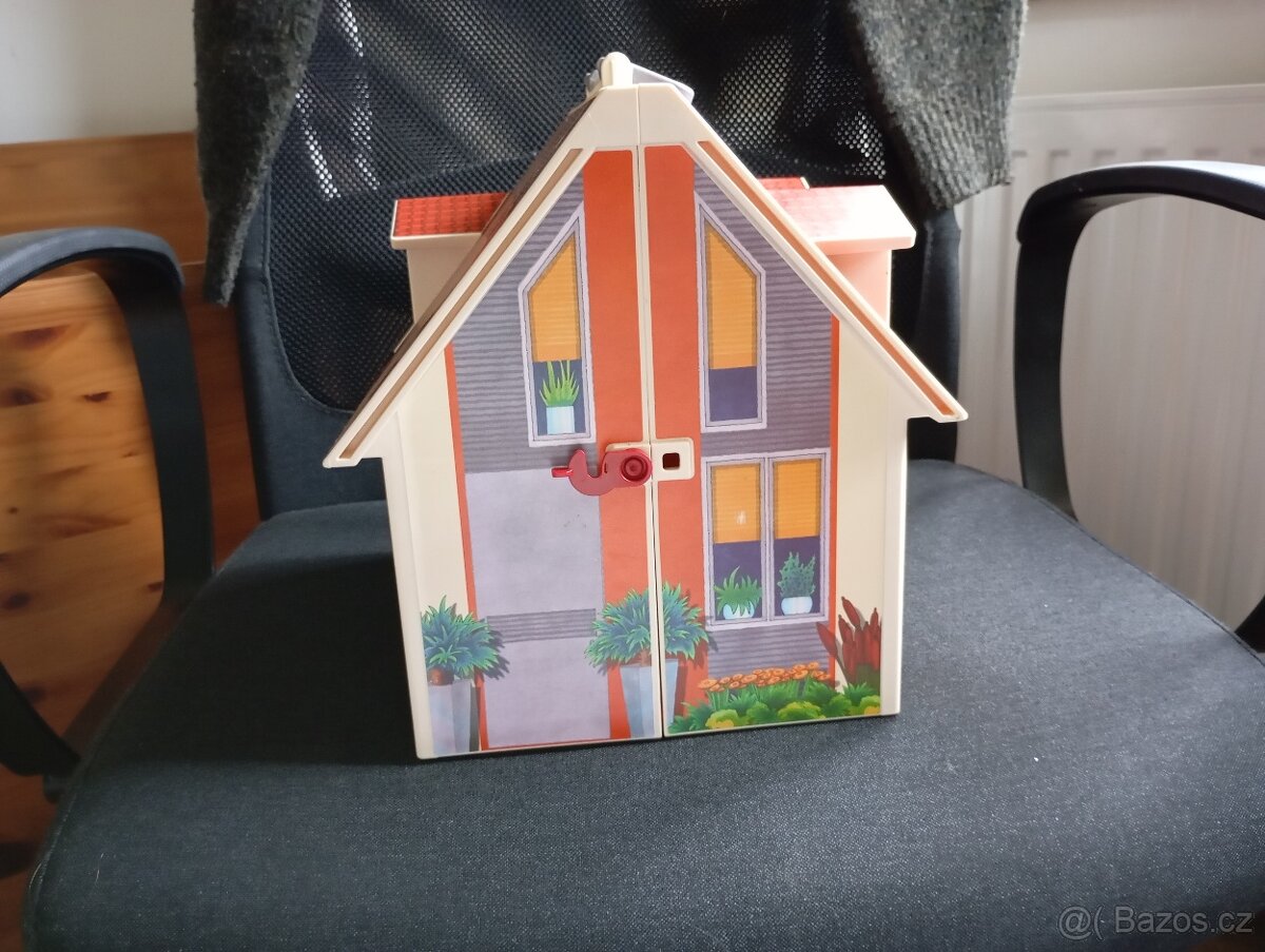 Playmobil domeček