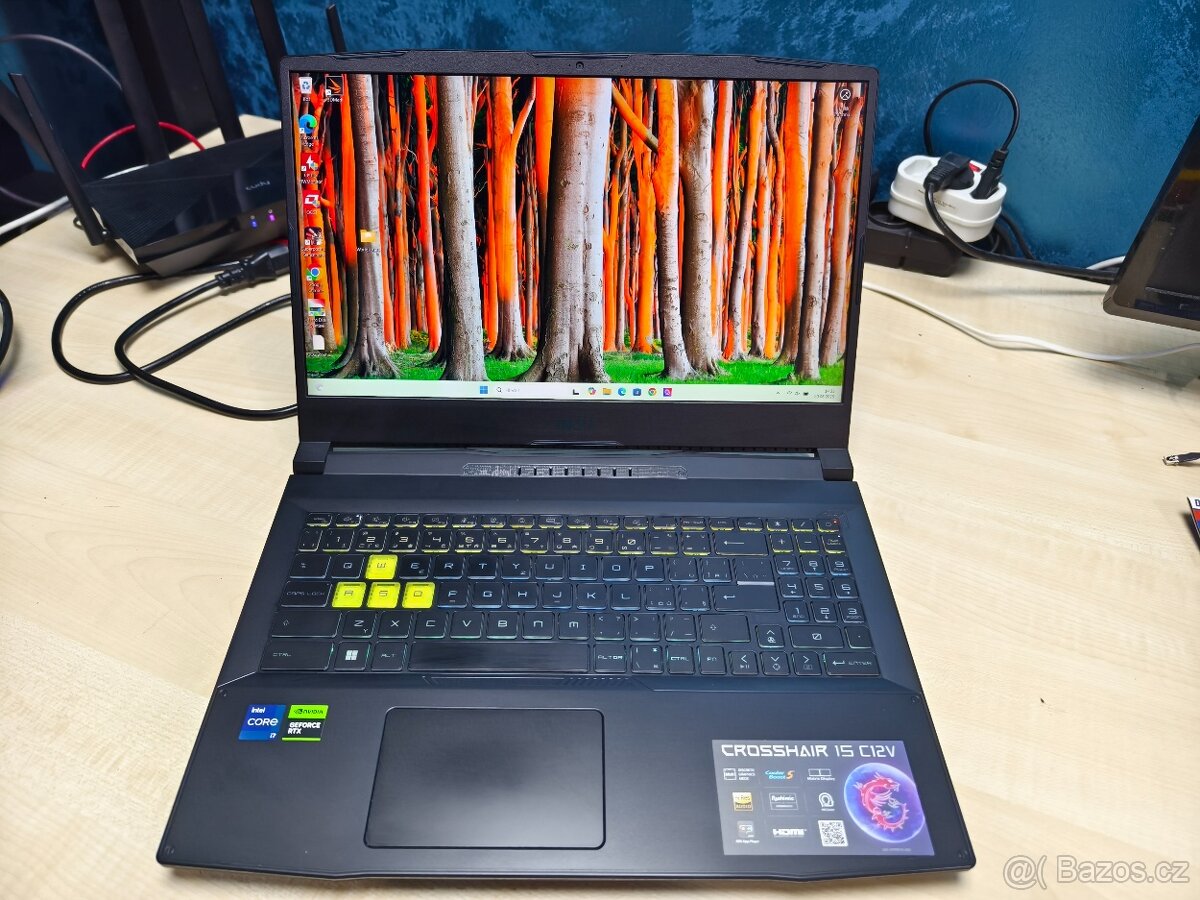 Herní notebook 10jádro i7 12650H, RTX4070 8GB, 16GB - záruka