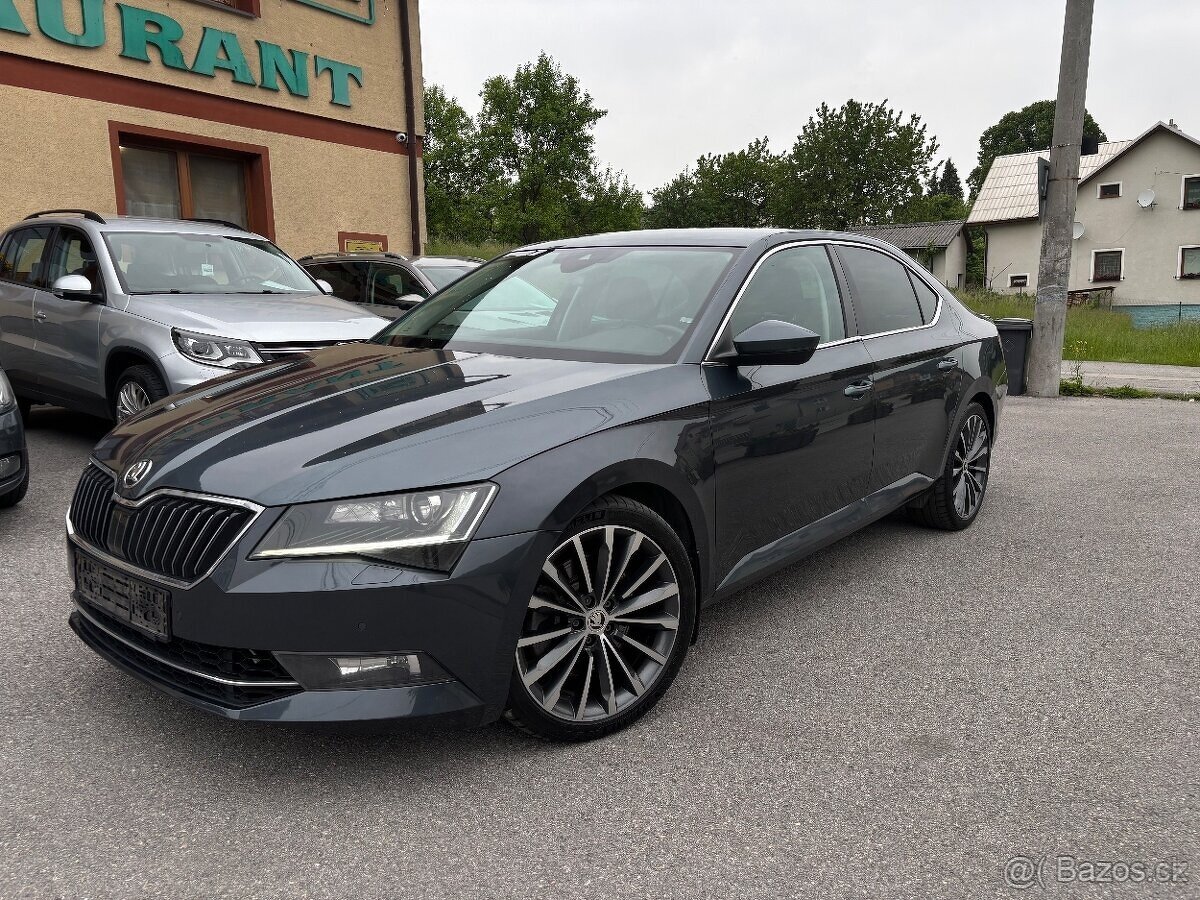 Skoda Superb 2.0tsi 206kw 4x4 L&K Webasto ACC ambientne