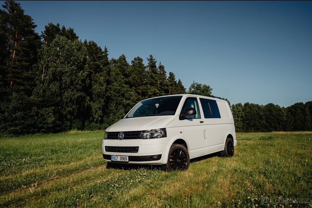 Transporter T5.1 obytná dodávka