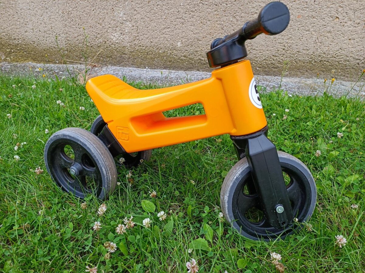 Odrážedlo Funny Wheels Rider