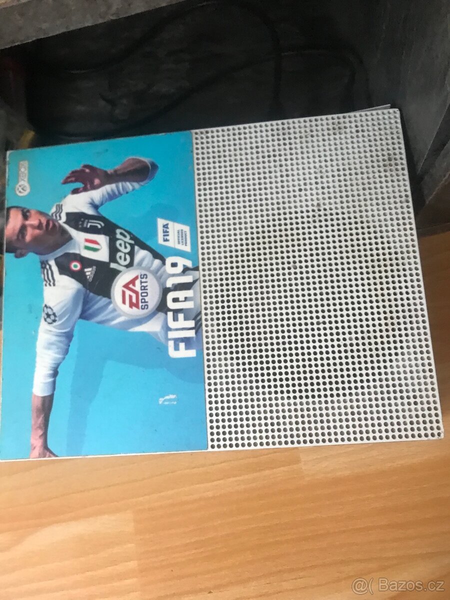 Xbox oné s hrami