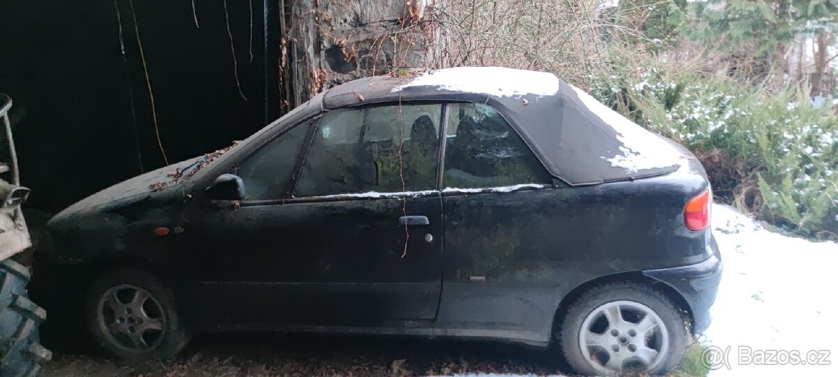 Fiat Punto Cabrio černé na díly