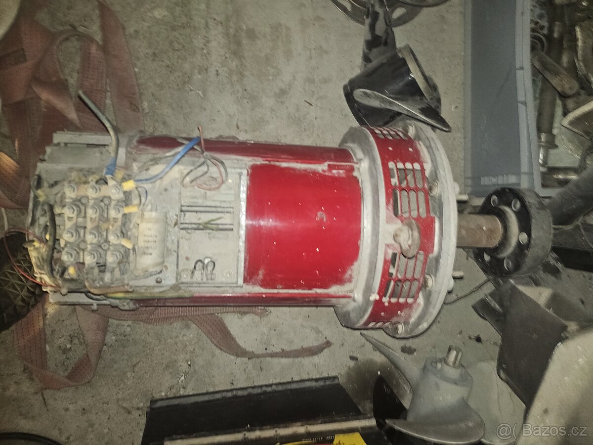 Generátor 22,4 na celý hotel