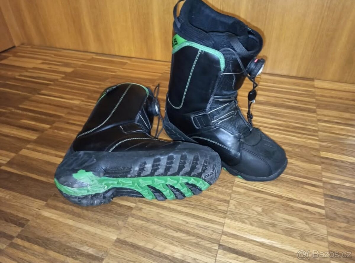 Snowboardové boty Atomic, délka stélky 25,5cm