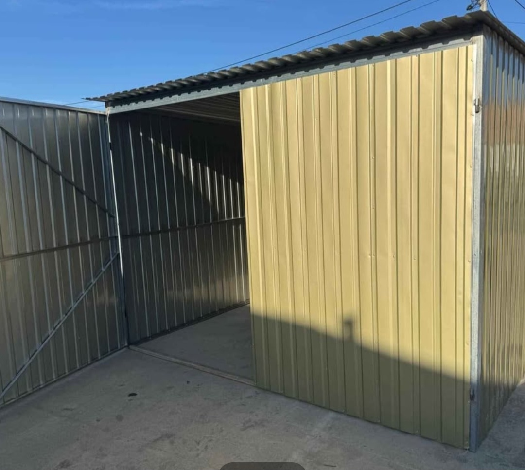 PLECHOVÁ GARÁŽ 3X5