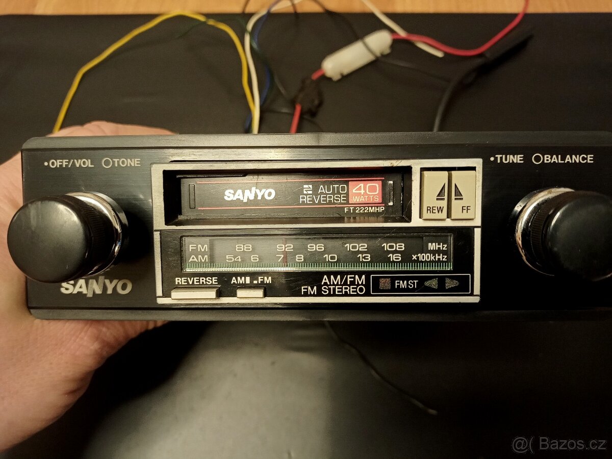 Autorádio Sanyo FT222 retro