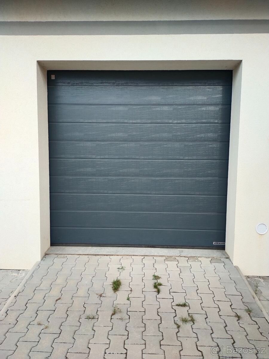Sekční vrata Hormann