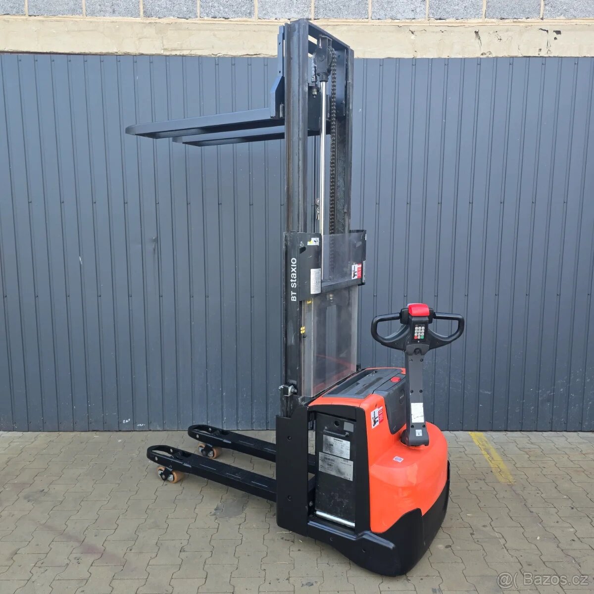 Toyota SWE 200D • 2018 • nízký stožár • dvojitý zdvih • 2000