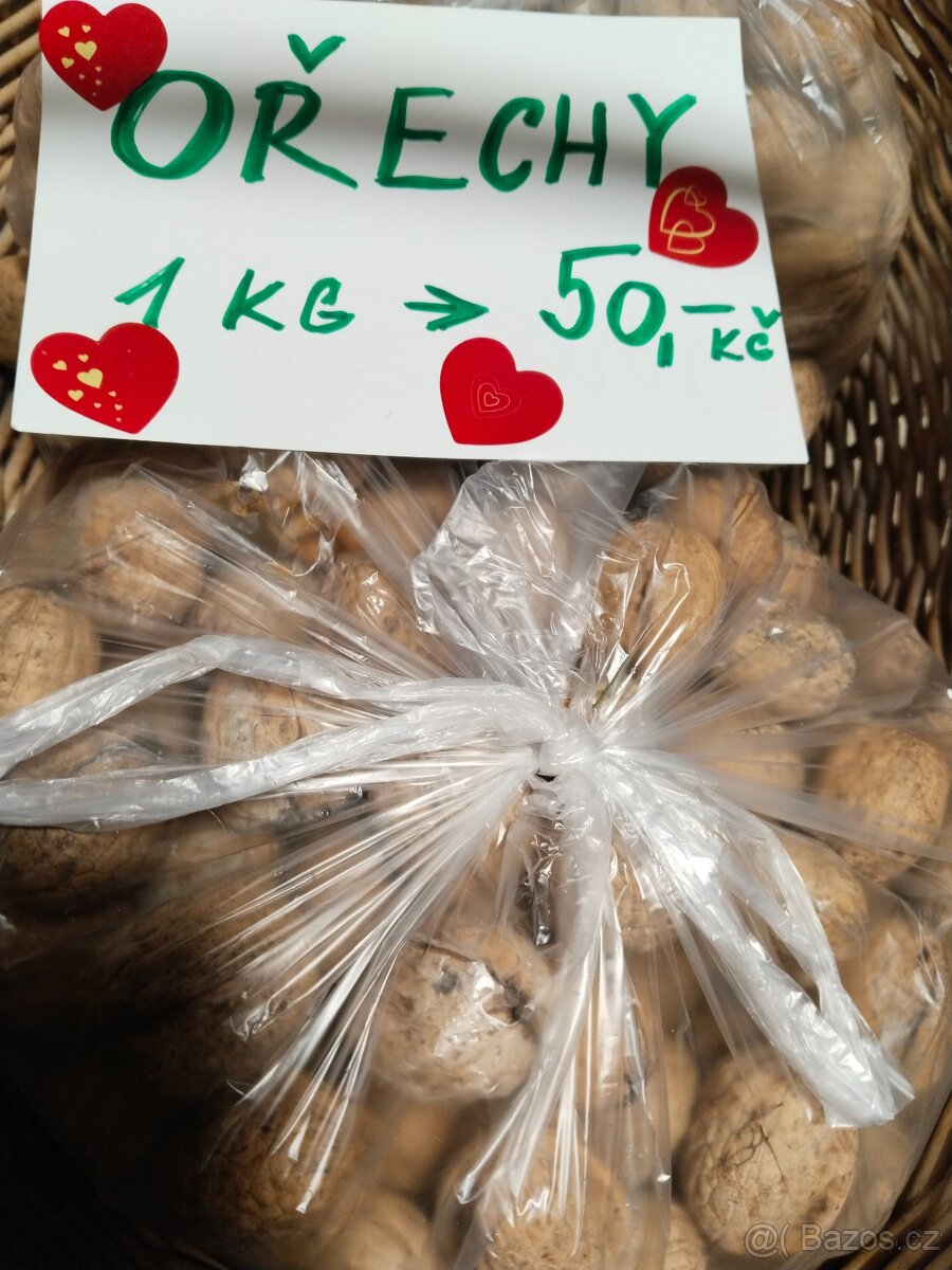 Vlašské ořechy celé