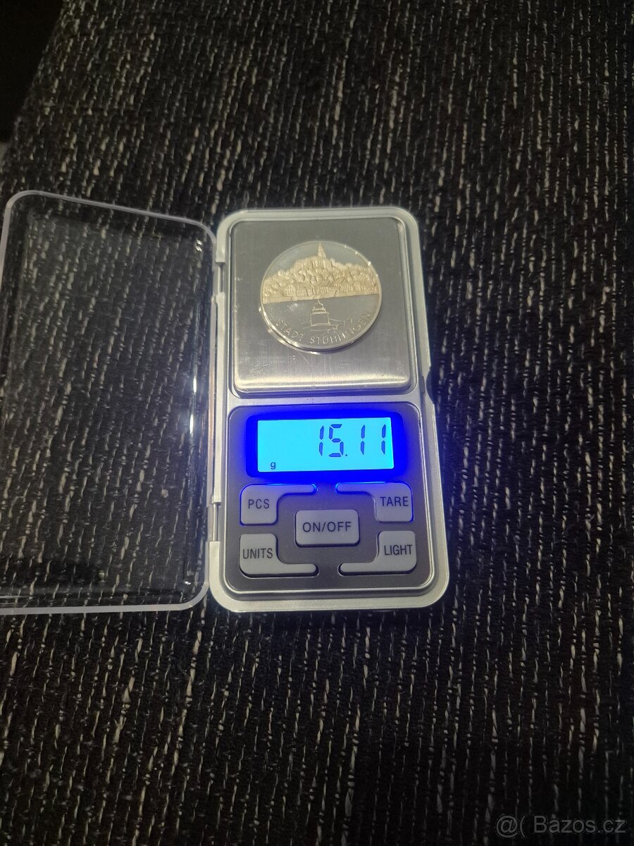 Pamětní medaile ze znaky