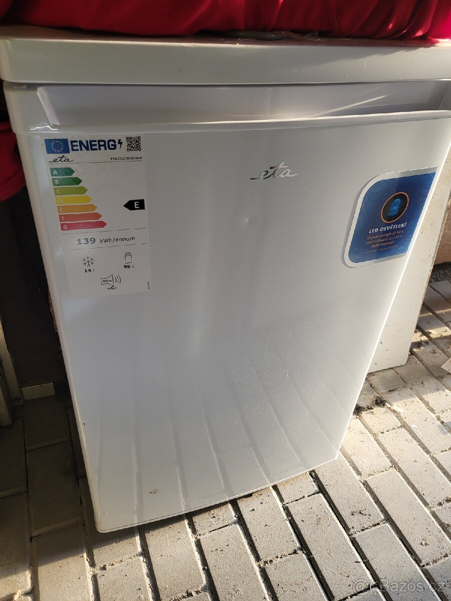 Lednice ETA – téměř jako nová