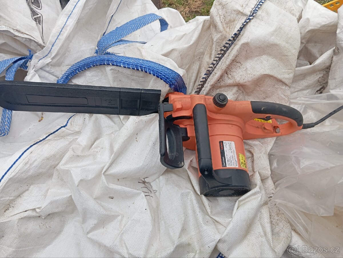 Elektrická pila patriot