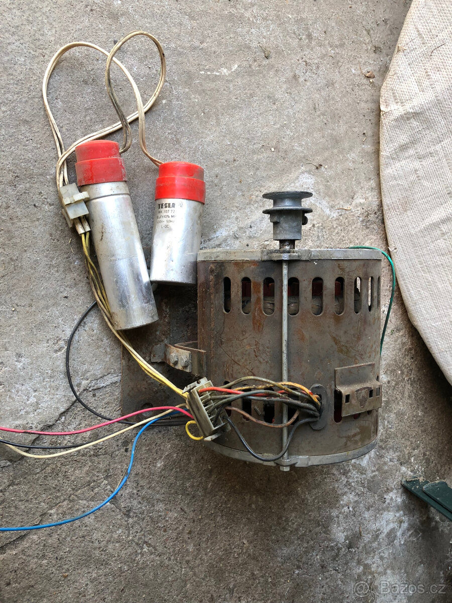 Motor z pračky Tatramat
