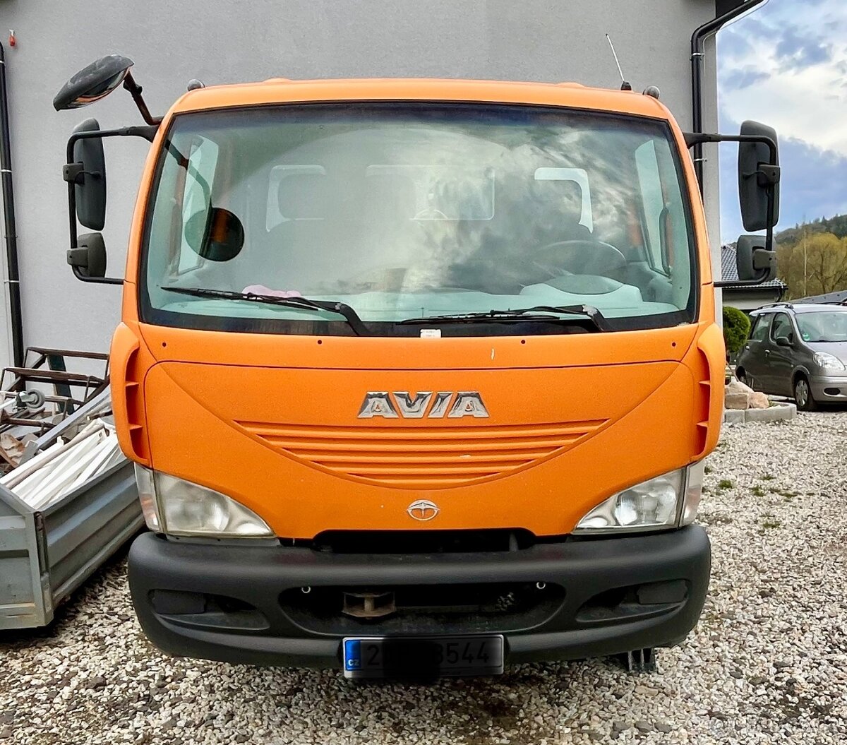 Avia D 100