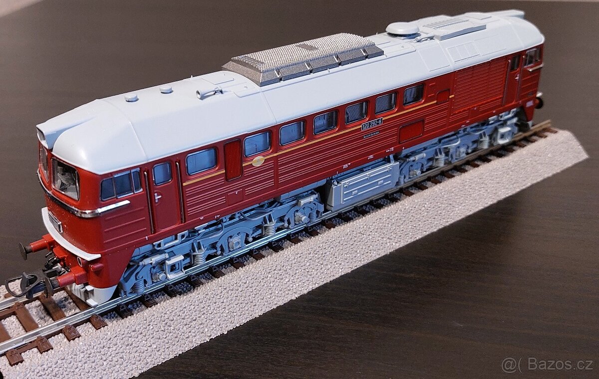 Roco 51131-Sergej DR 120 292-8 lokomotiva H0