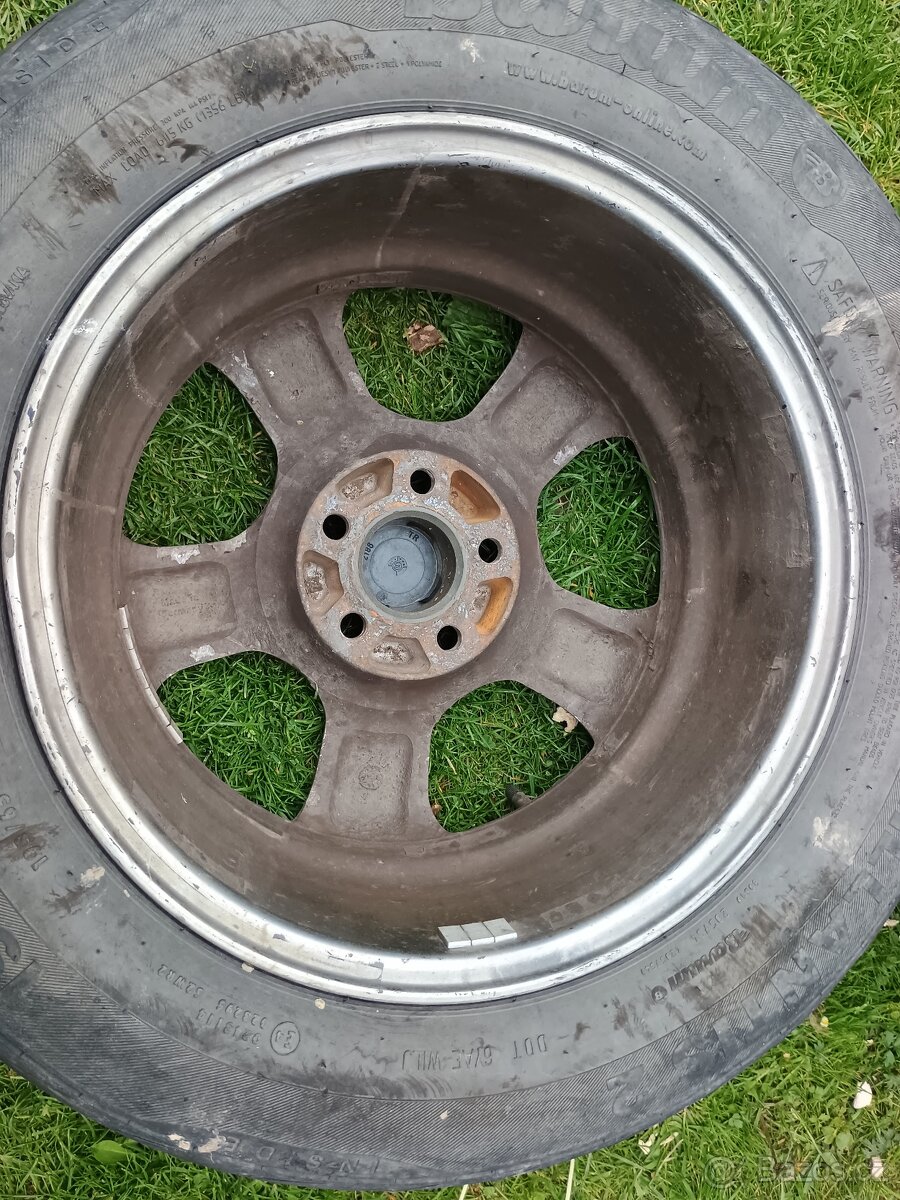 Litá kola R15