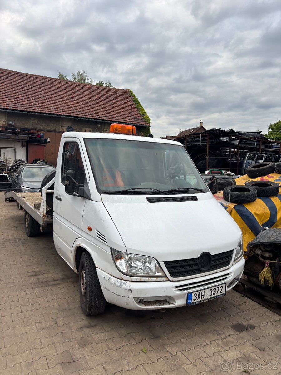 Odtahovka Mercedes Benz 316cdi r.v. 2001 najeto 345900KM