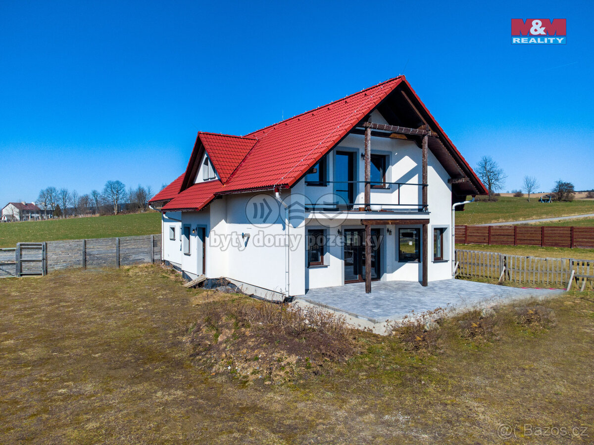 Prodej rodinného domu 4+1, 1008 m², Bohuňov
