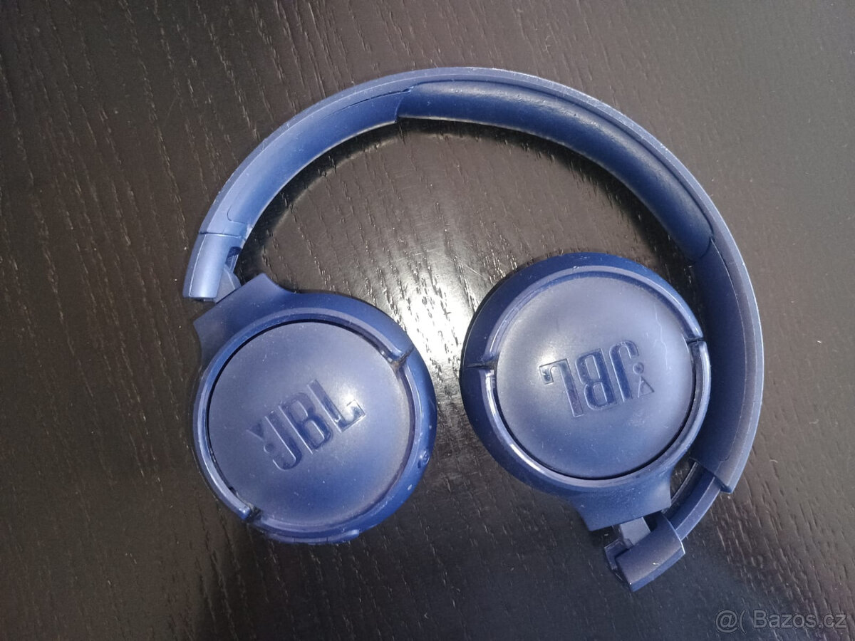 JBL tune 520BT