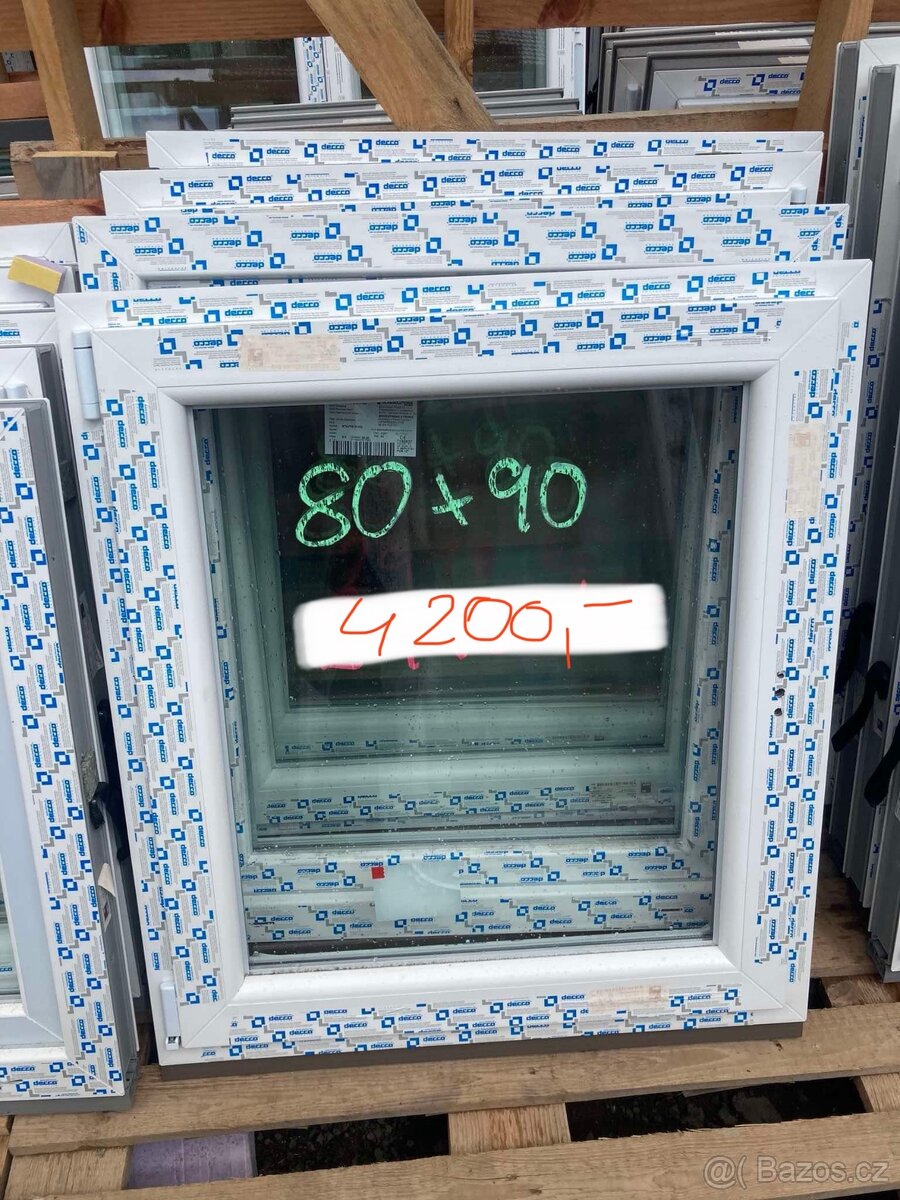 Prodám plastové okno 80x90