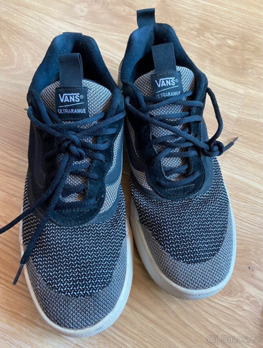 VANS ULTRARANGE RAPIDWELD 44