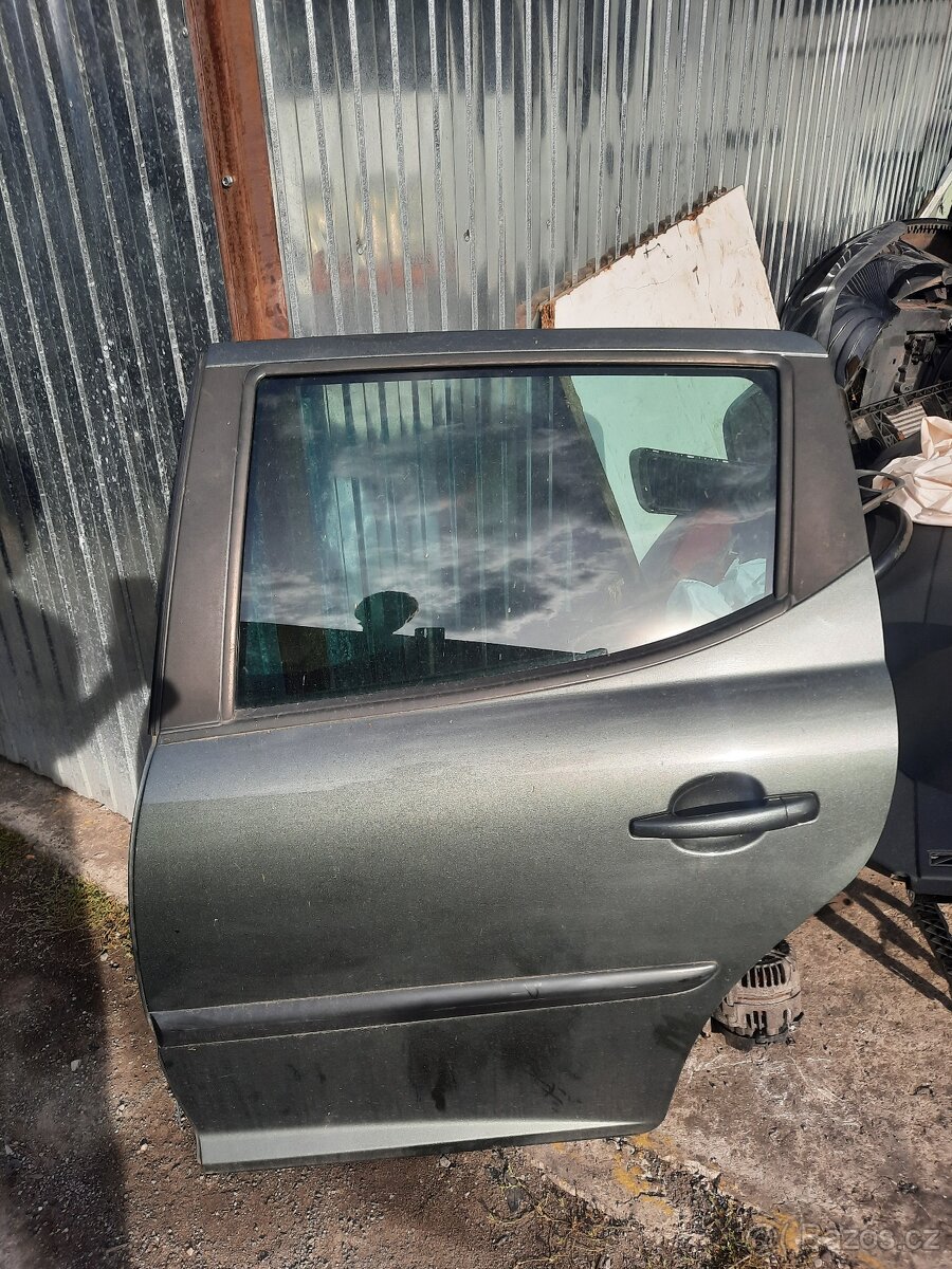 Zadni dvere peugeot 207 combi ezq