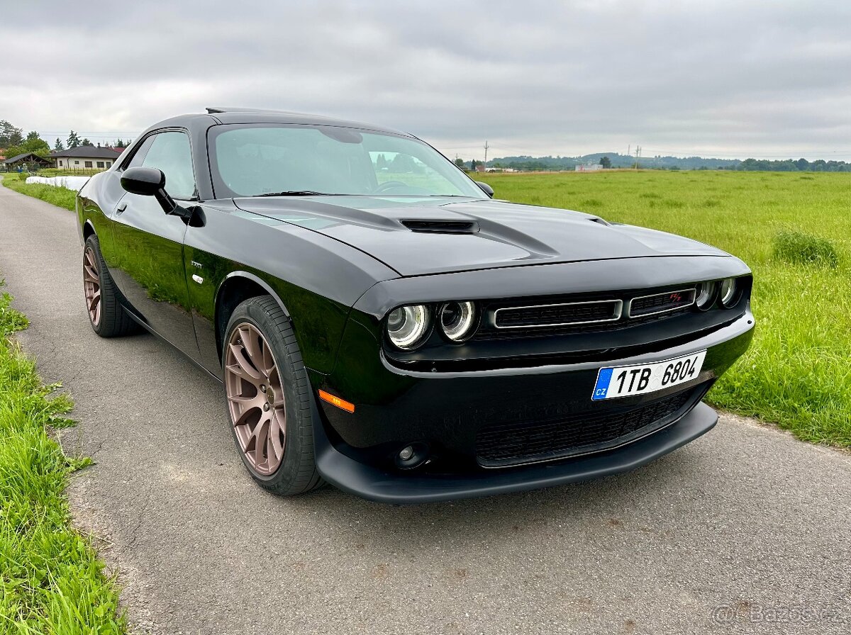 Dodge challenger 5.7 HEMI R/T