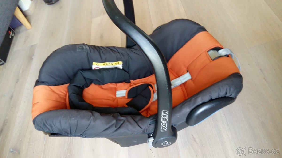 PRODÁM AUTOSEDAČKU MAXI-COSI CabrioFix
