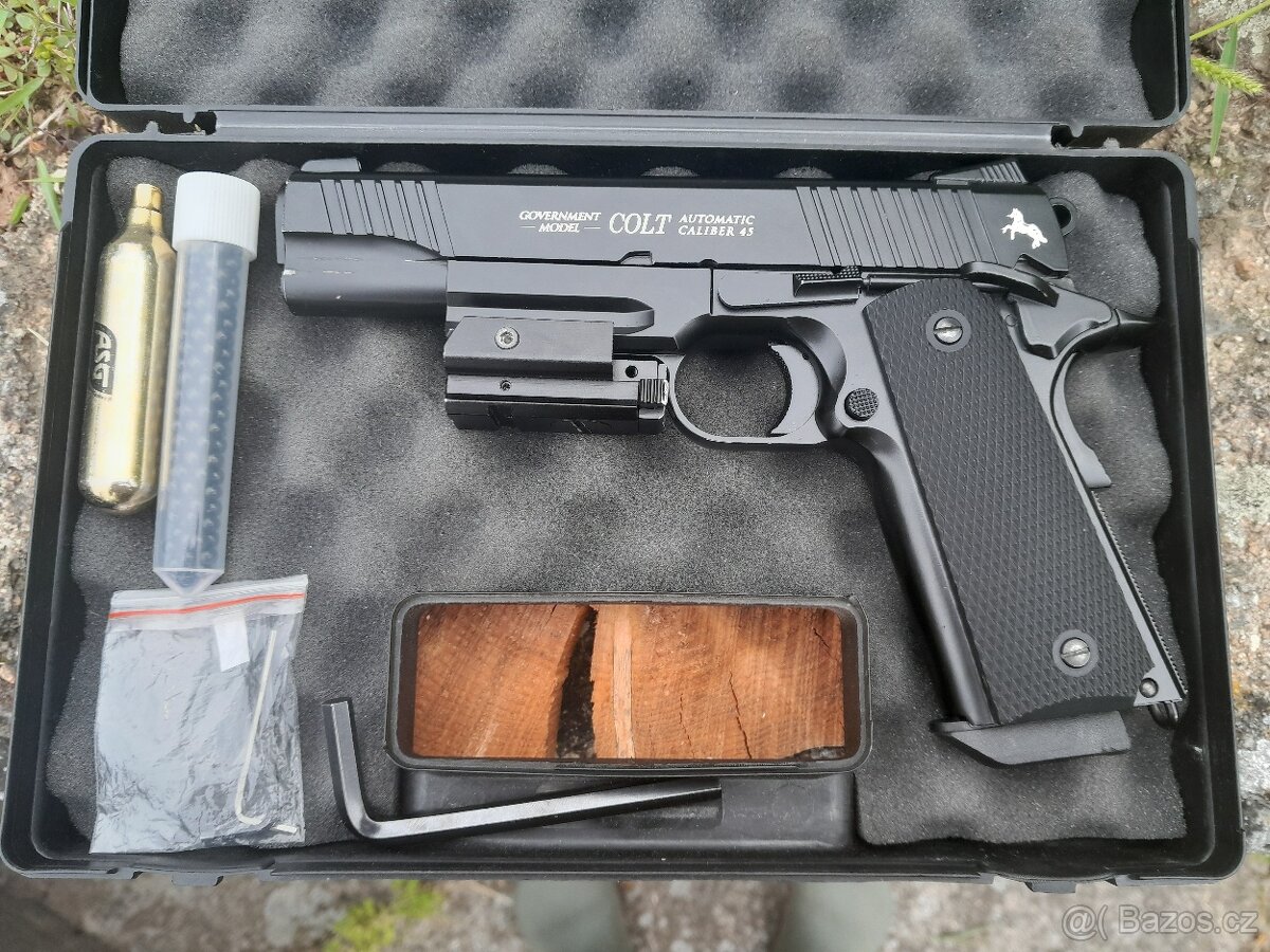 Vzduchovka Umarex Colt M45