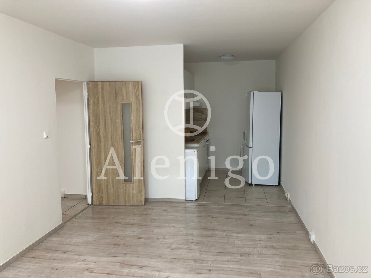 Pronájem bytu 2+KK, 44m2, ul. Blattného, Praha 5 - Stodůlky
