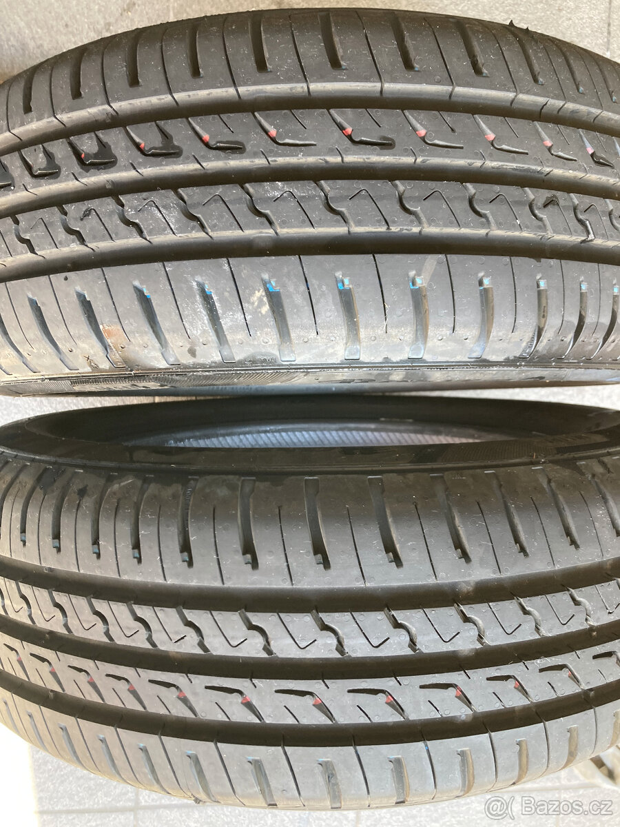 osobní pneumatiky 185/60 R15 88H Barum Bravuris 5-jako nové