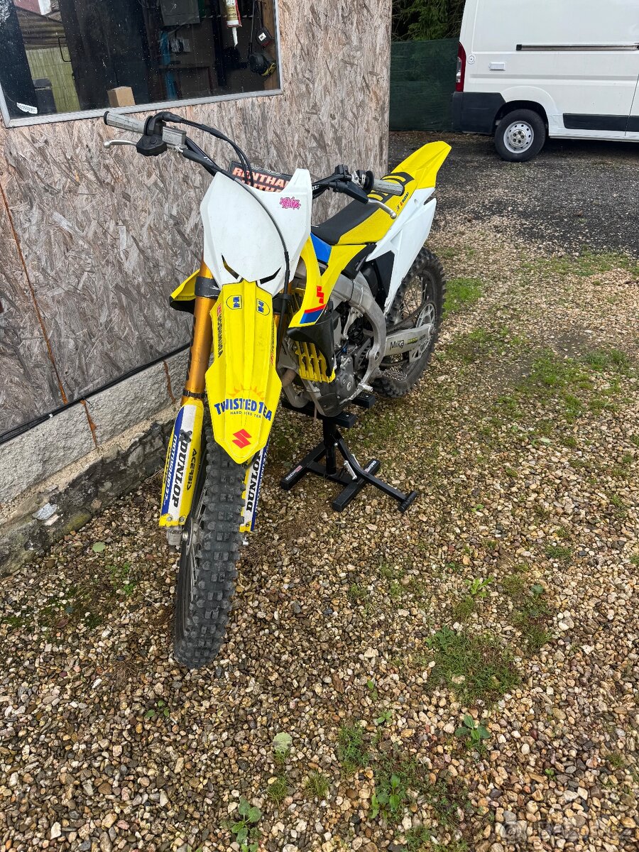 Suzuki rm-z 250