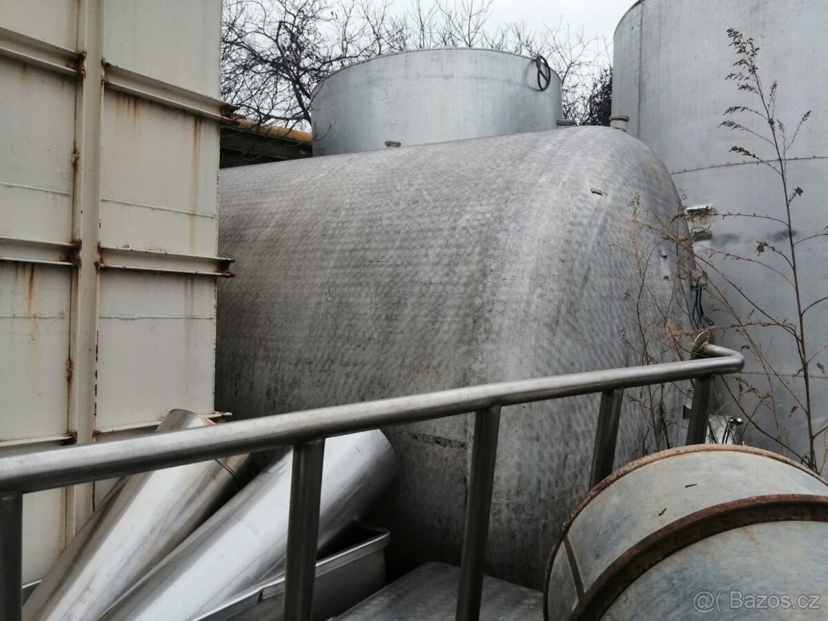 Nádoba 6000l nerez, zateplená