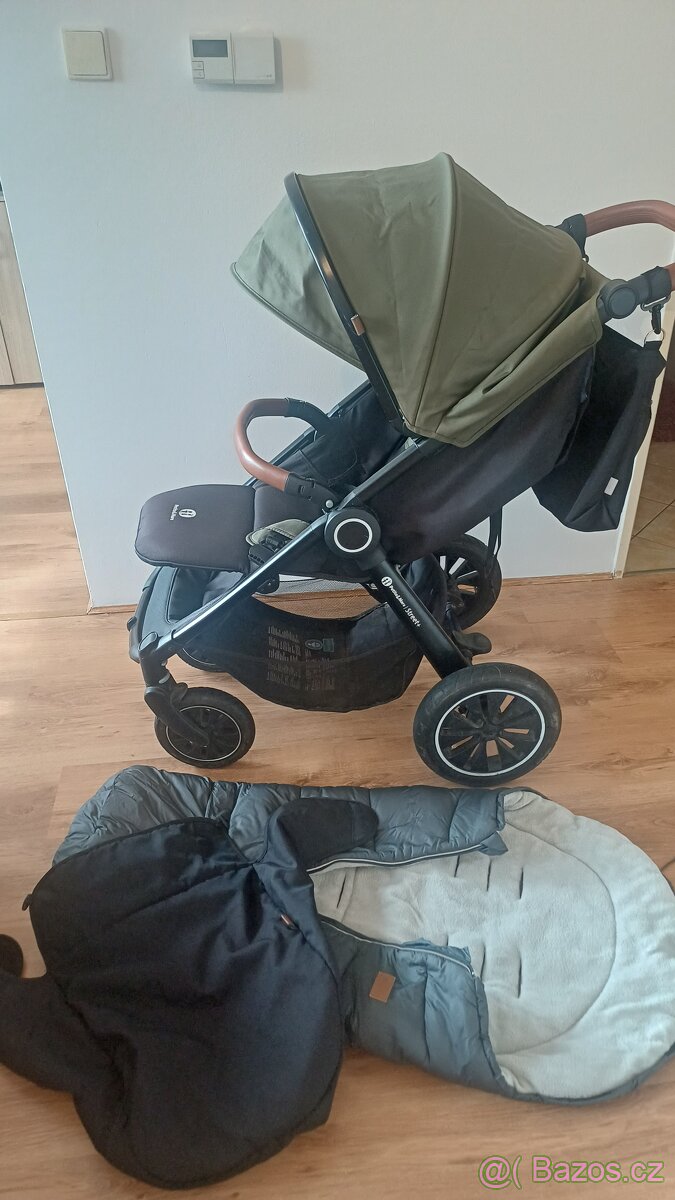 Kočárek Petite&Mars