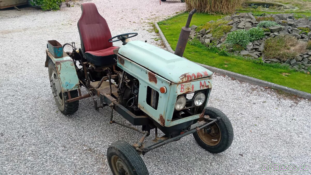 Malotraktor  cena  na víkend