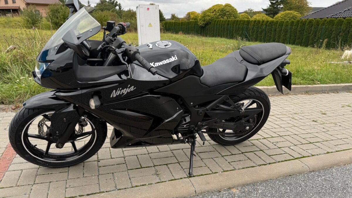 Kawasaki Ninja 250R, po kompletním servisu, řidičák A2