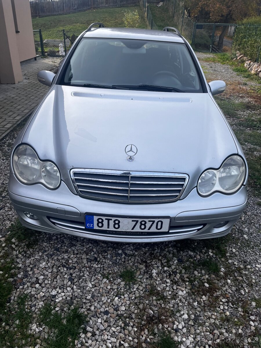 Mercedes Benz 220CDI