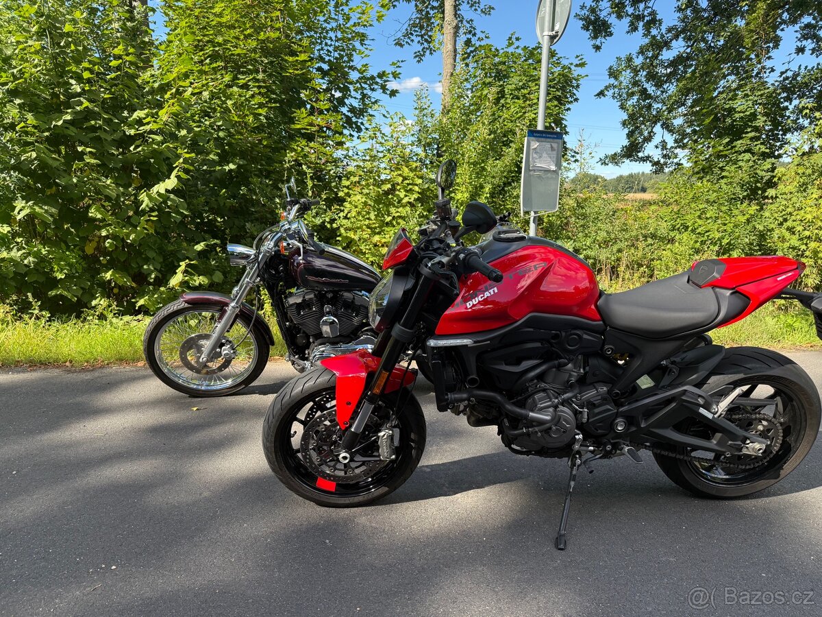 Ducati Monster 937+