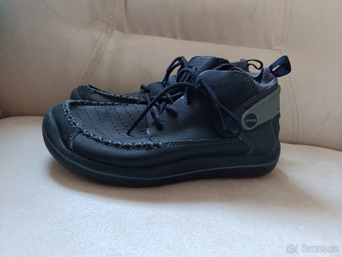Pánské kožené kotníkové Crocs vel. 8