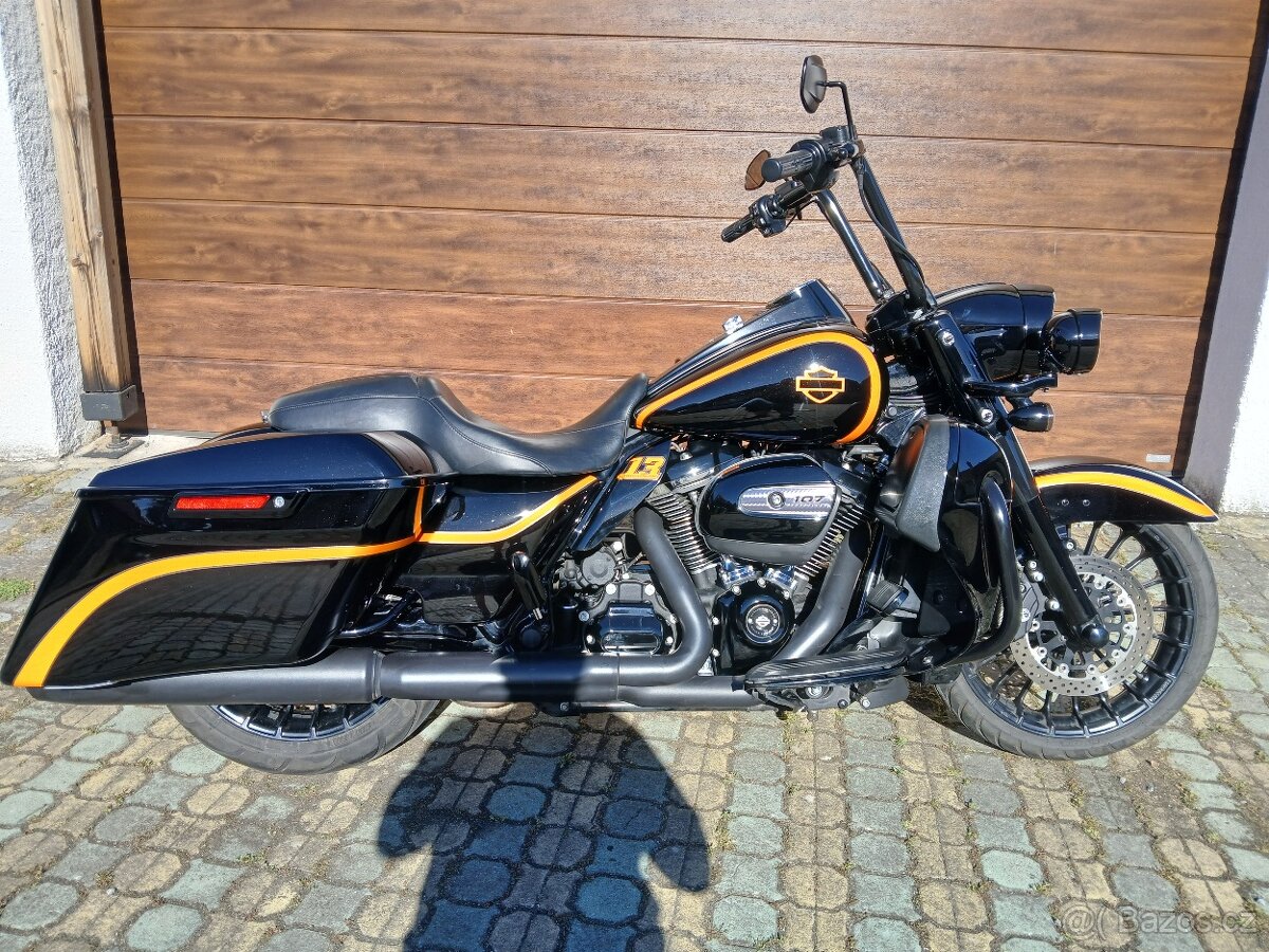 Harley-Davidson FLHRXS Road King Special 107