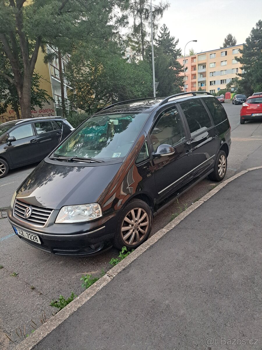 Prodám Volkswagen Sharan 1,9d 2006rok