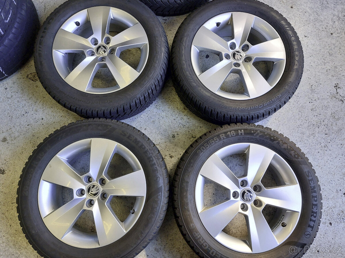 Originál alu kola 16" na Škoda Scala zimní pneu