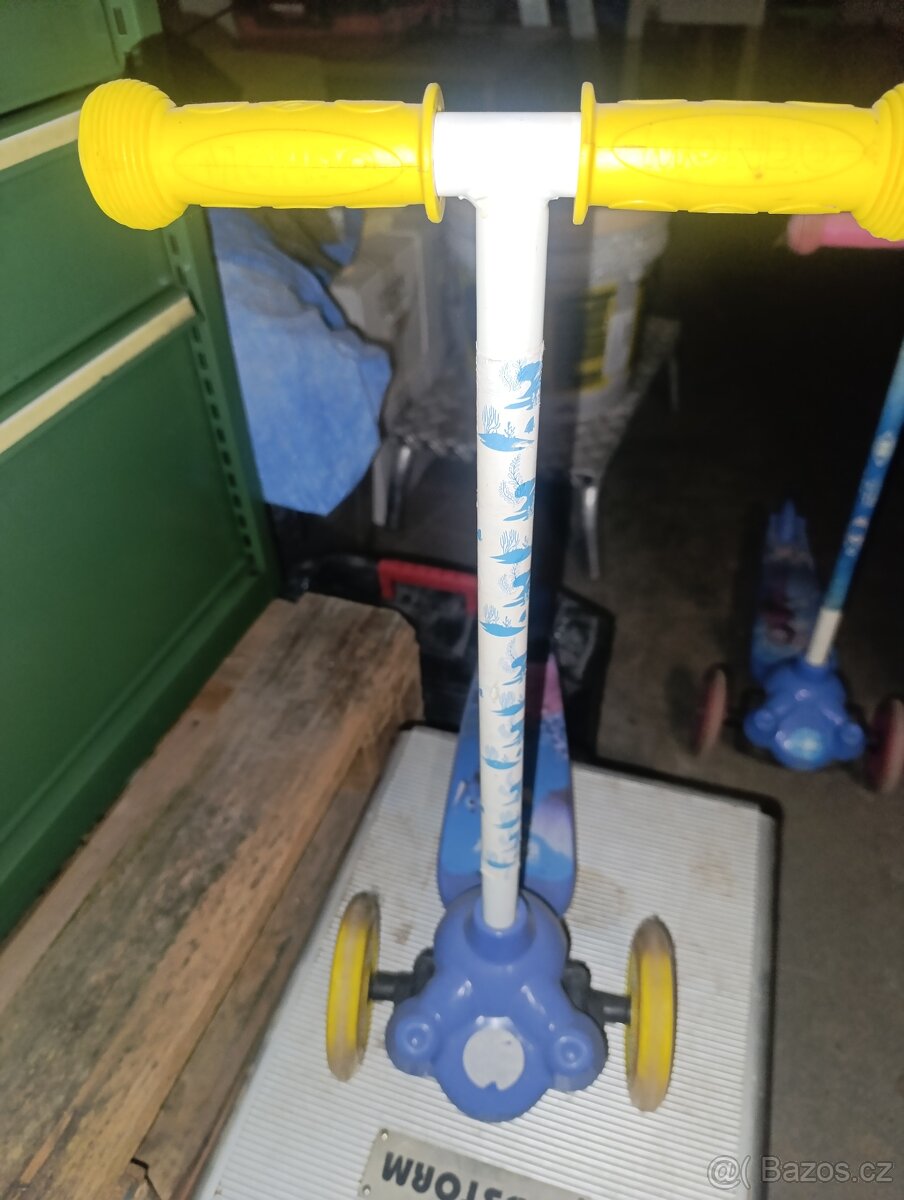 Koloběžka Hledá se Dory