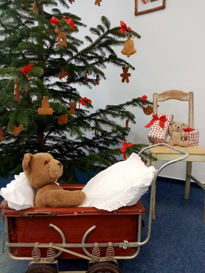 Retro kočárek pro panenky