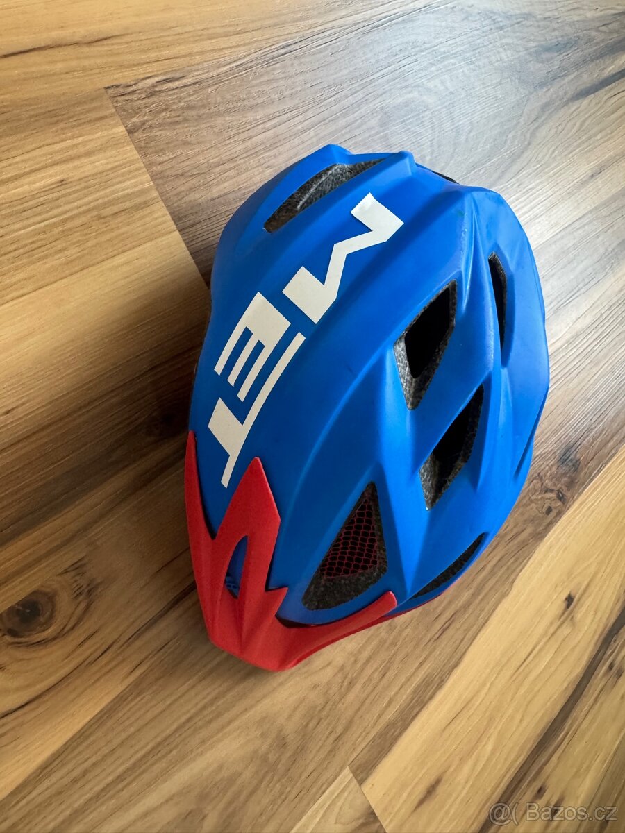 Dětská cyklistická přilba Met