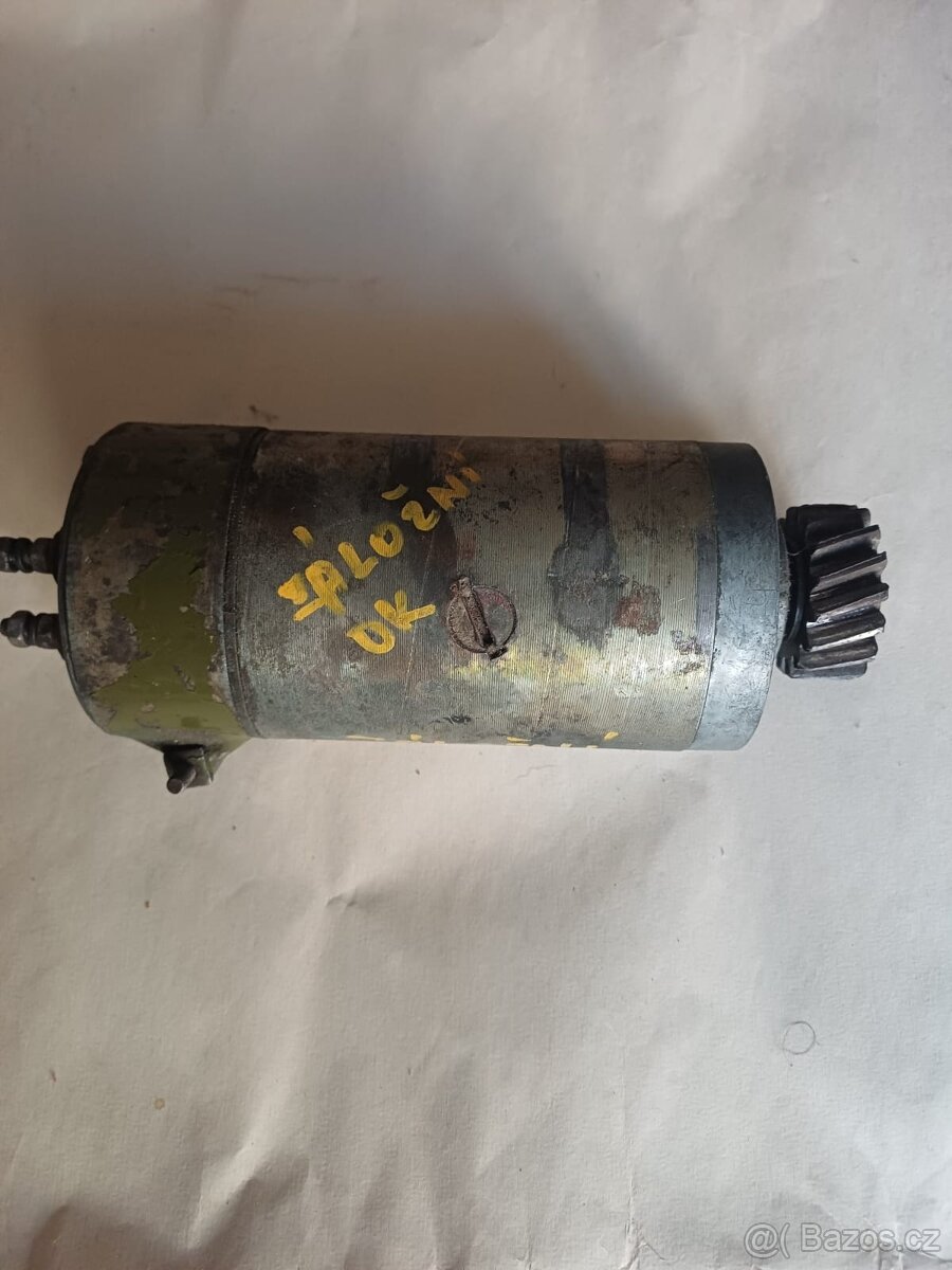 Prodám dynamo 6V na M72