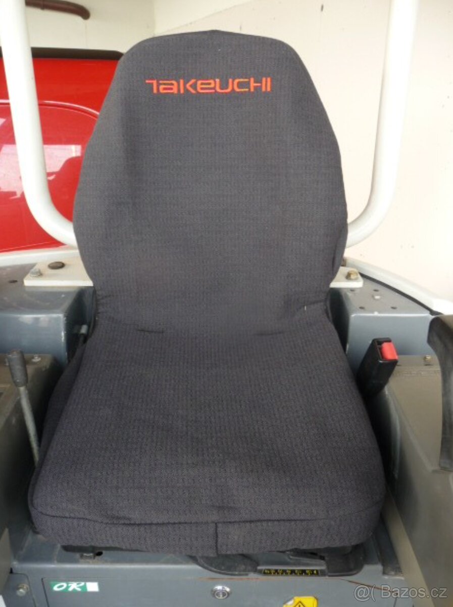Takeuchi - ochranný potah na sedačku