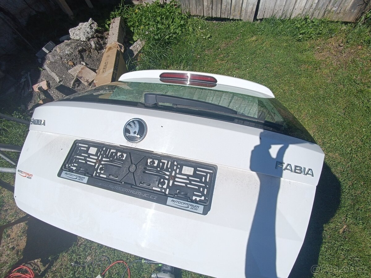 5ky, kufr, vrata, 5. dveře Škoda Fabia 3 Combi Fabia III