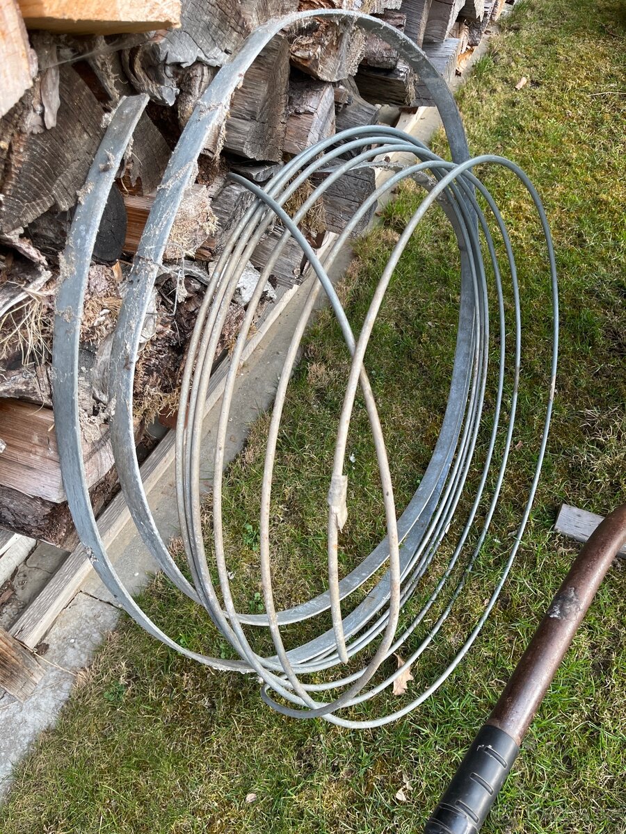 Prodám zemnící drát 8mm-15m pozink